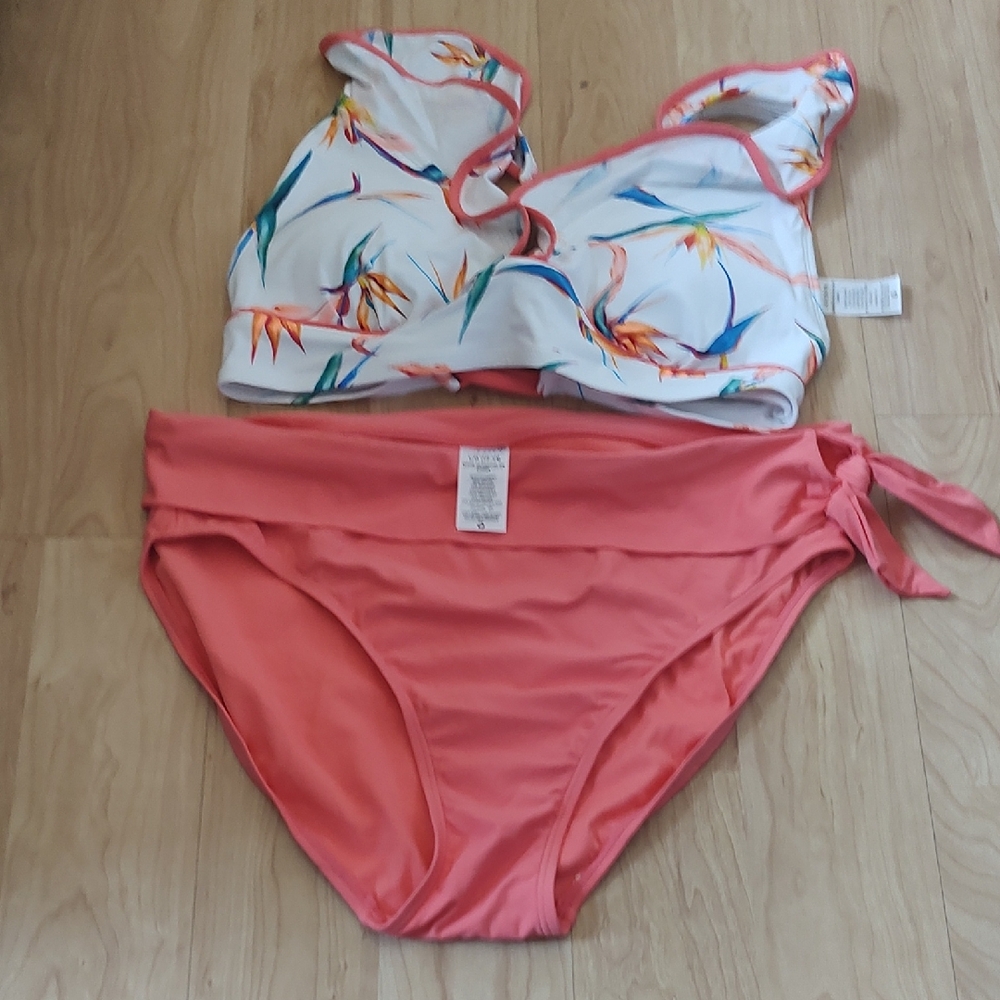 Time and Tru Floral Bikini Set with Coral Bottoms